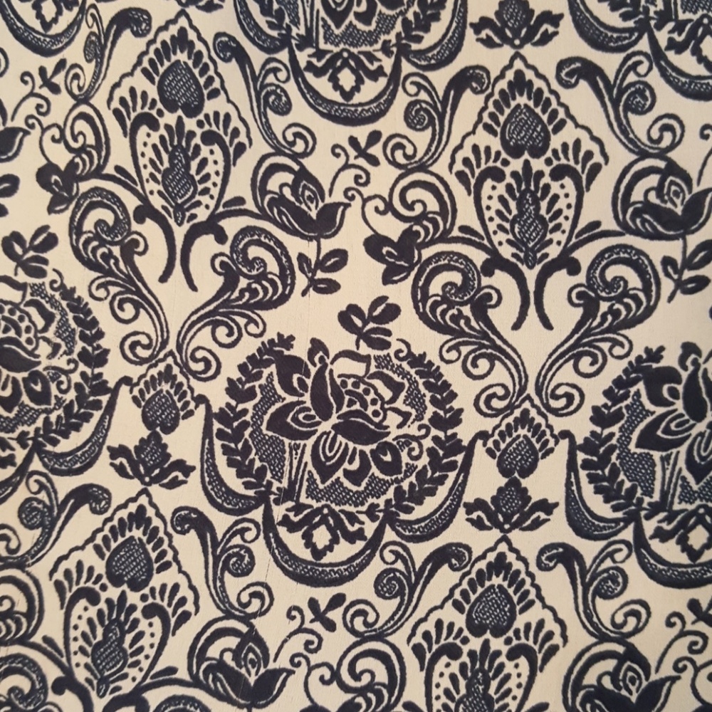 Flowered pattern top - Picture 6 of 7